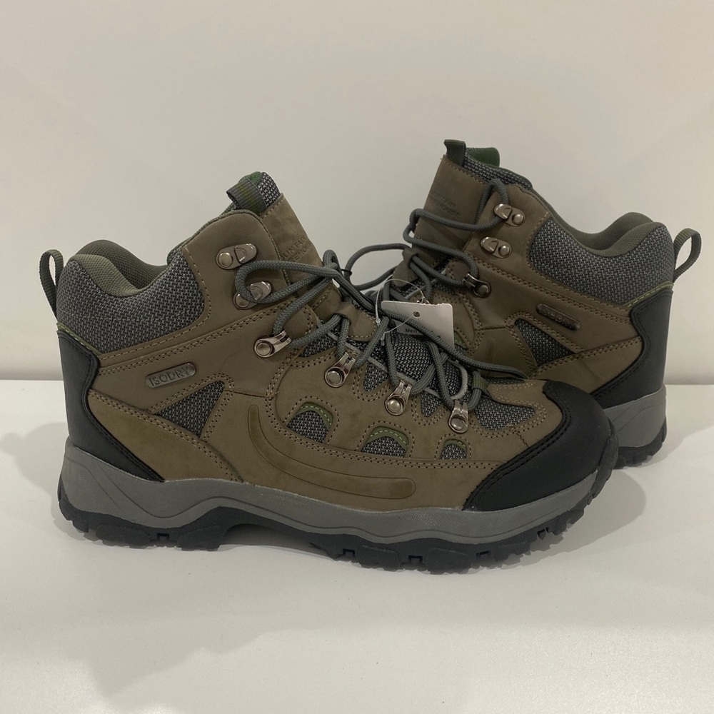 Work boots .mountain boots